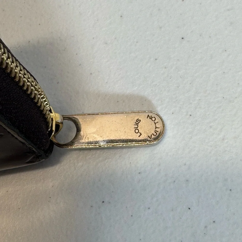 Louis Vuitton chic louis